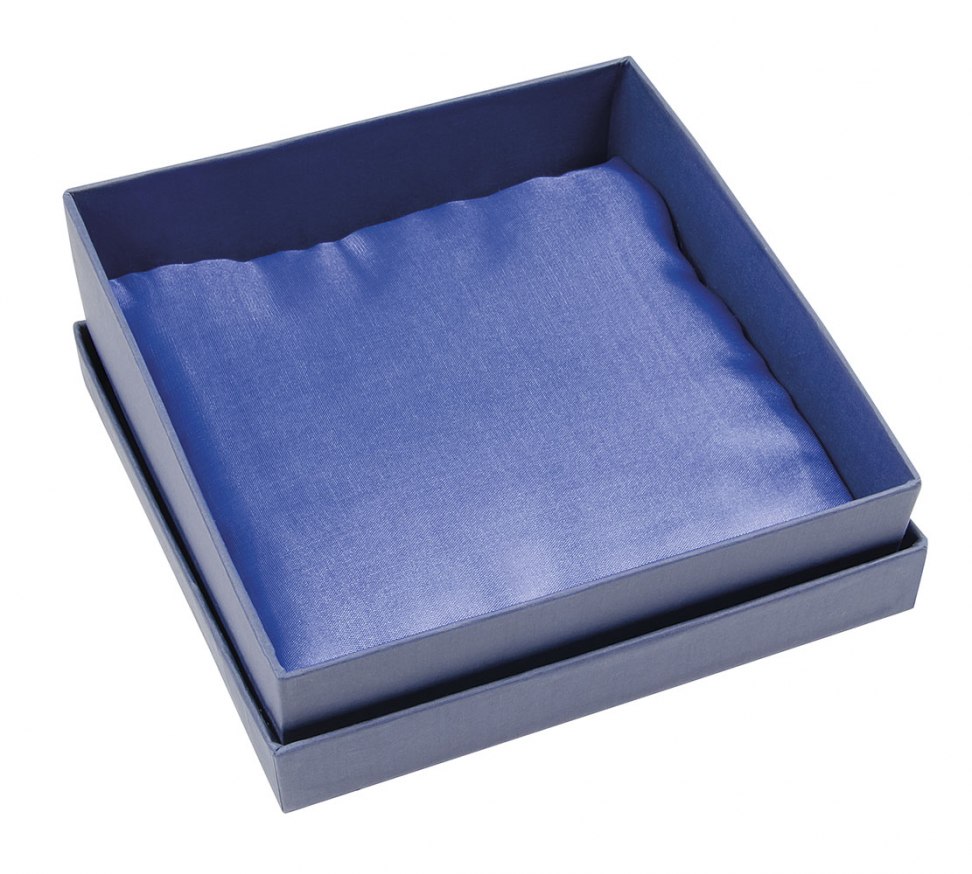 BOÎTE BLEUE SATIN BLEU 150X150X40 MM