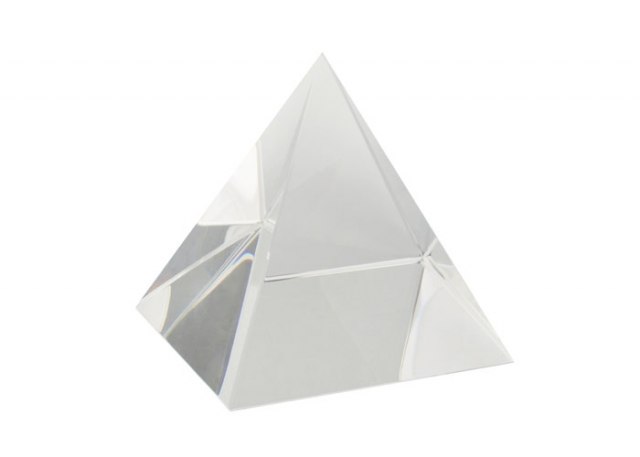 Piramide crystal k9 100x100x100 mm.